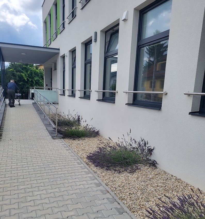 Budova Harmónie z boku