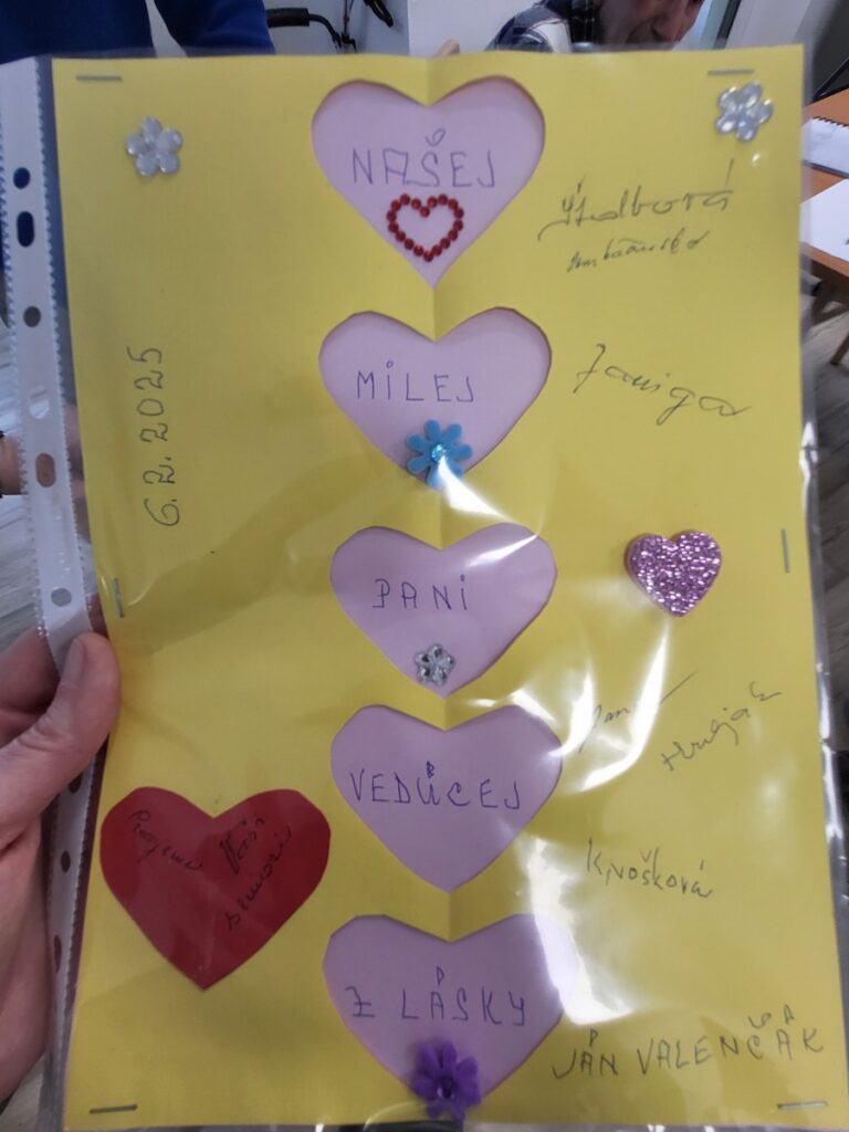 Výrobok dôchodcov pre personál